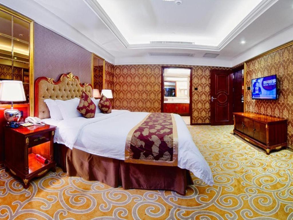 Royal Duke Cherrabah Hotel Zhongshan Zhongshan  Bagian luar foto