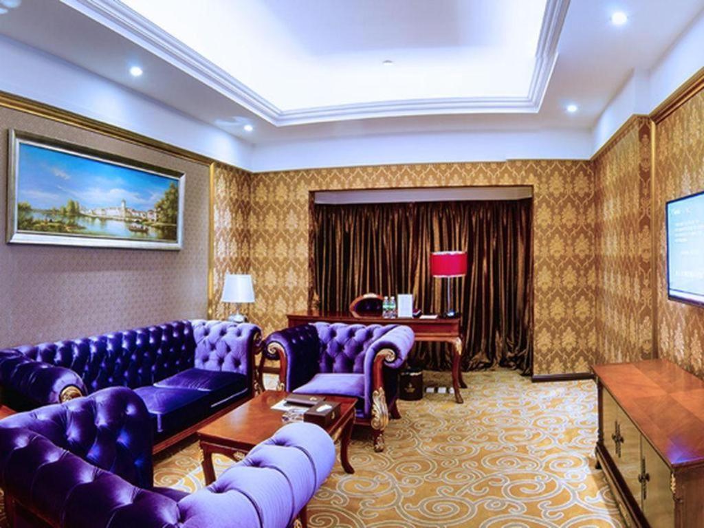 Royal Duke Cherrabah Hotel Zhongshan Zhongshan  Bagian luar foto