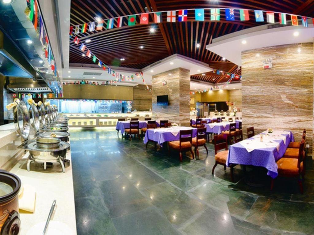 Royal Duke Cherrabah Hotel Zhongshan Zhongshan  Bagian luar foto