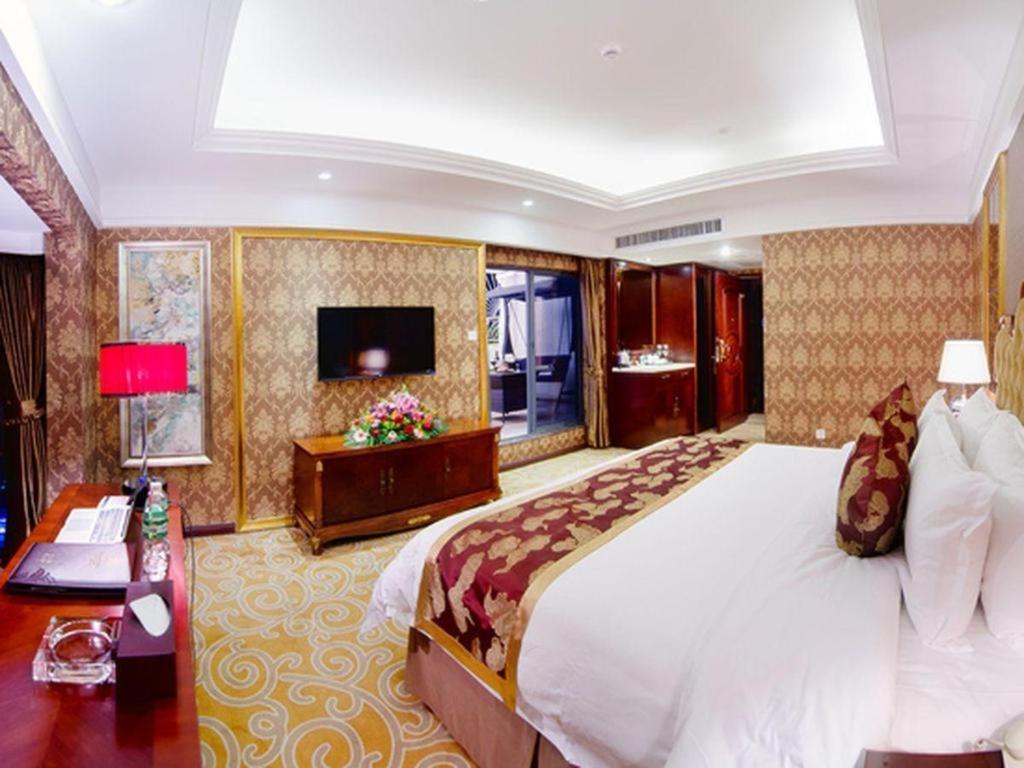 Royal Duke Cherrabah Hotel Zhongshan Zhongshan  Bagian luar foto