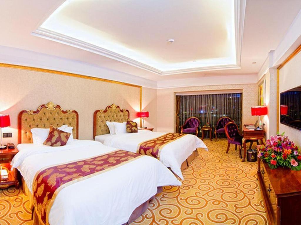 Royal Duke Cherrabah Hotel Zhongshan Zhongshan  Bagian luar foto