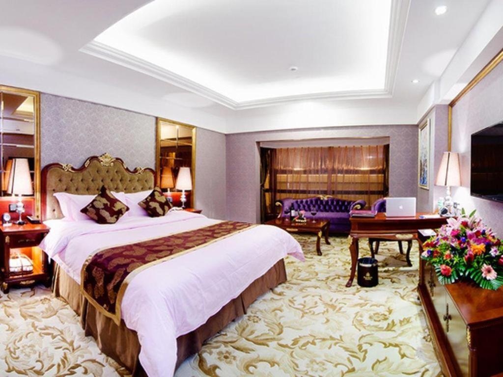 Royal Duke Cherrabah Hotel Zhongshan Zhongshan  Bagian luar foto