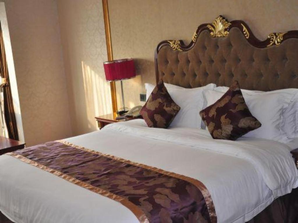 Royal Duke Cherrabah Hotel Zhongshan Zhongshan  Bagian luar foto