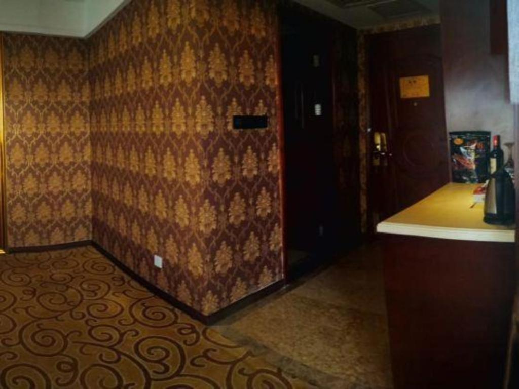 Royal Duke Cherrabah Hotel Zhongshan Zhongshan  Bagian luar foto