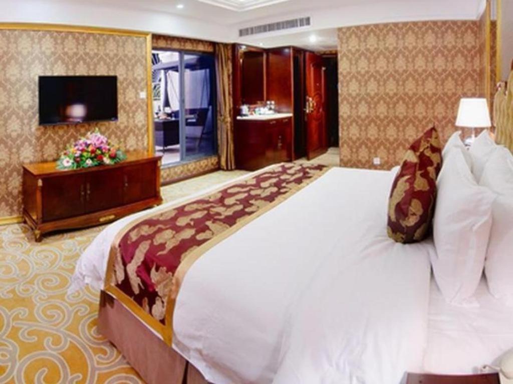 Royal Duke Cherrabah Hotel Zhongshan Zhongshan  Bagian luar foto
