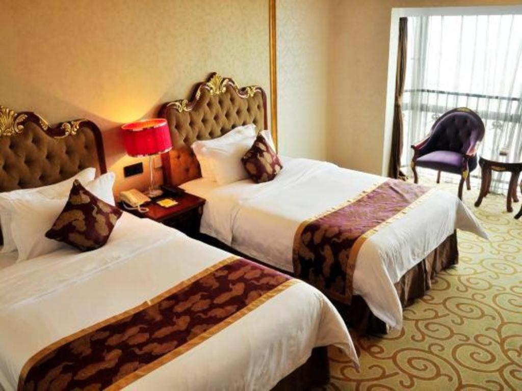 Royal Duke Cherrabah Hotel Zhongshan Zhongshan  Bagian luar foto