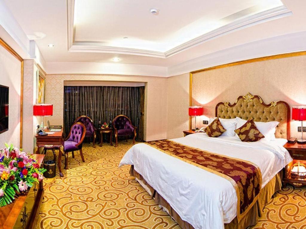 Royal Duke Cherrabah Hotel Zhongshan Zhongshan  Bagian luar foto